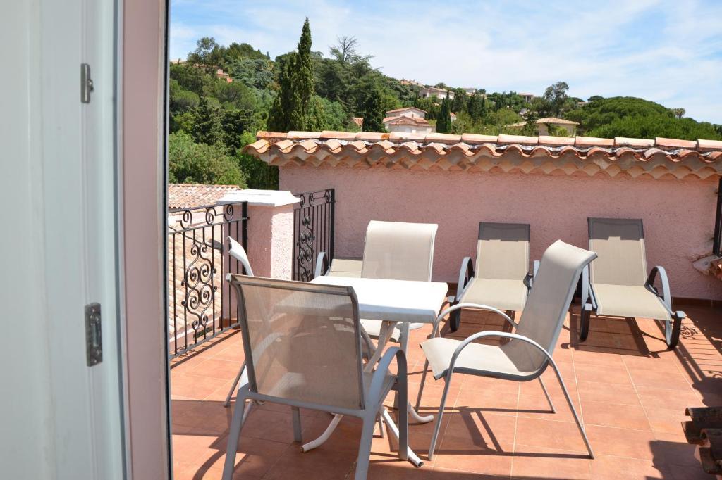 Hotel Villa Des Anges غريمو الغرفة الصورة